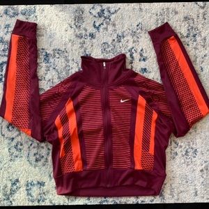 NWOT Crop Nike zip up jacket